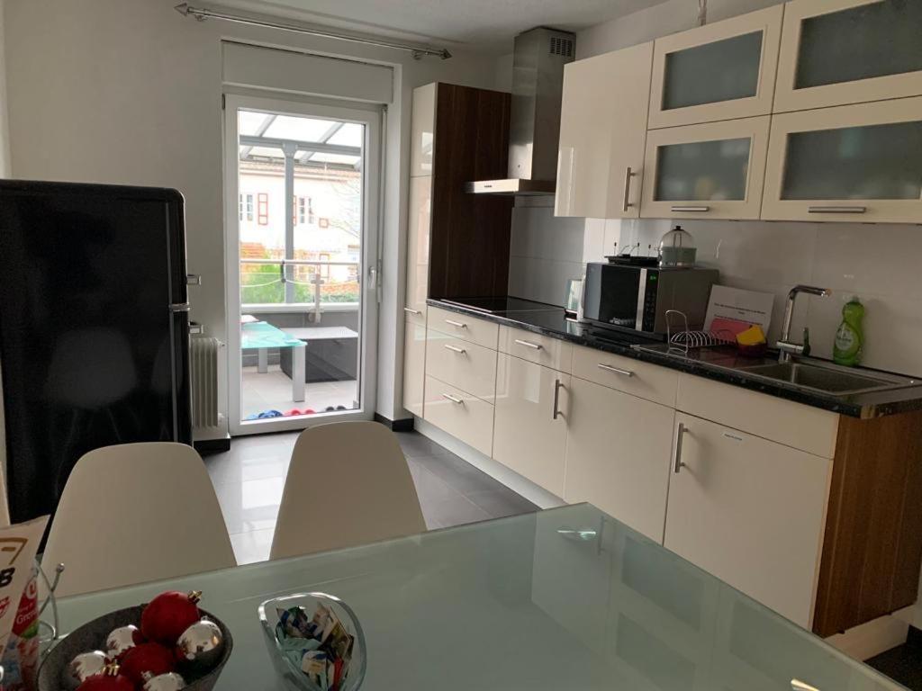 Guenstige Zimmer-Unterkunft Zimmer Mit Gemeinschaftsbad Lorrach Exterior photo