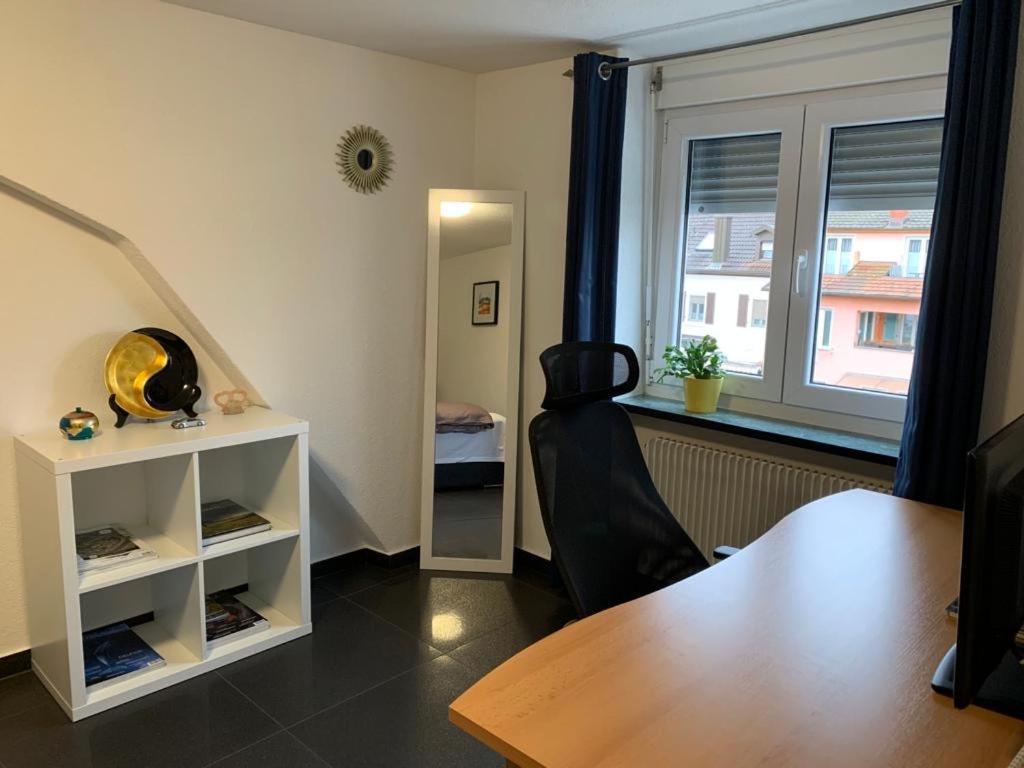 Guenstige Zimmer-Unterkunft Zimmer Mit Gemeinschaftsbad Lorrach Exterior photo